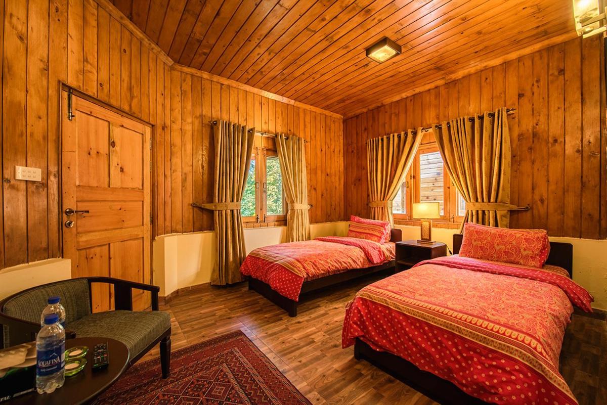 Hotel Arcadian Sprucewoods Shogran Exterior foto