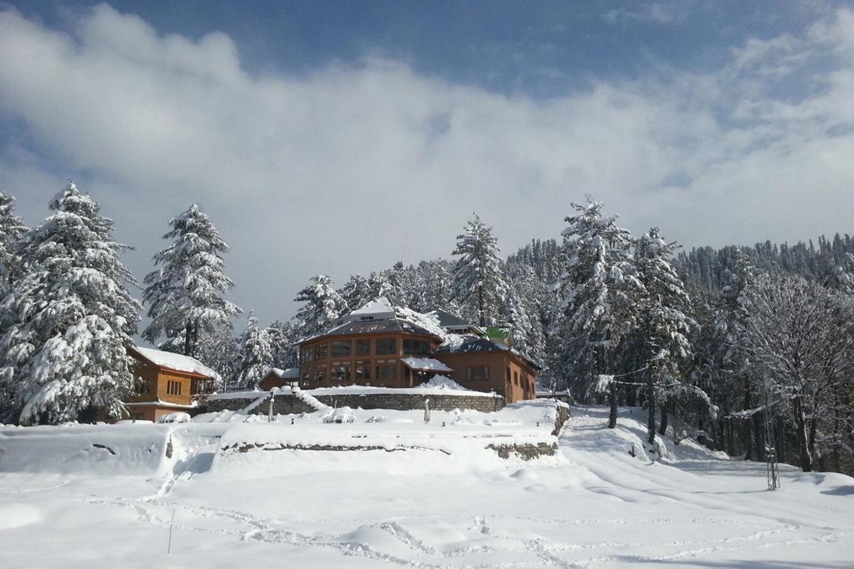 Hotel Arcadian Sprucewoods Shogran Exterior foto